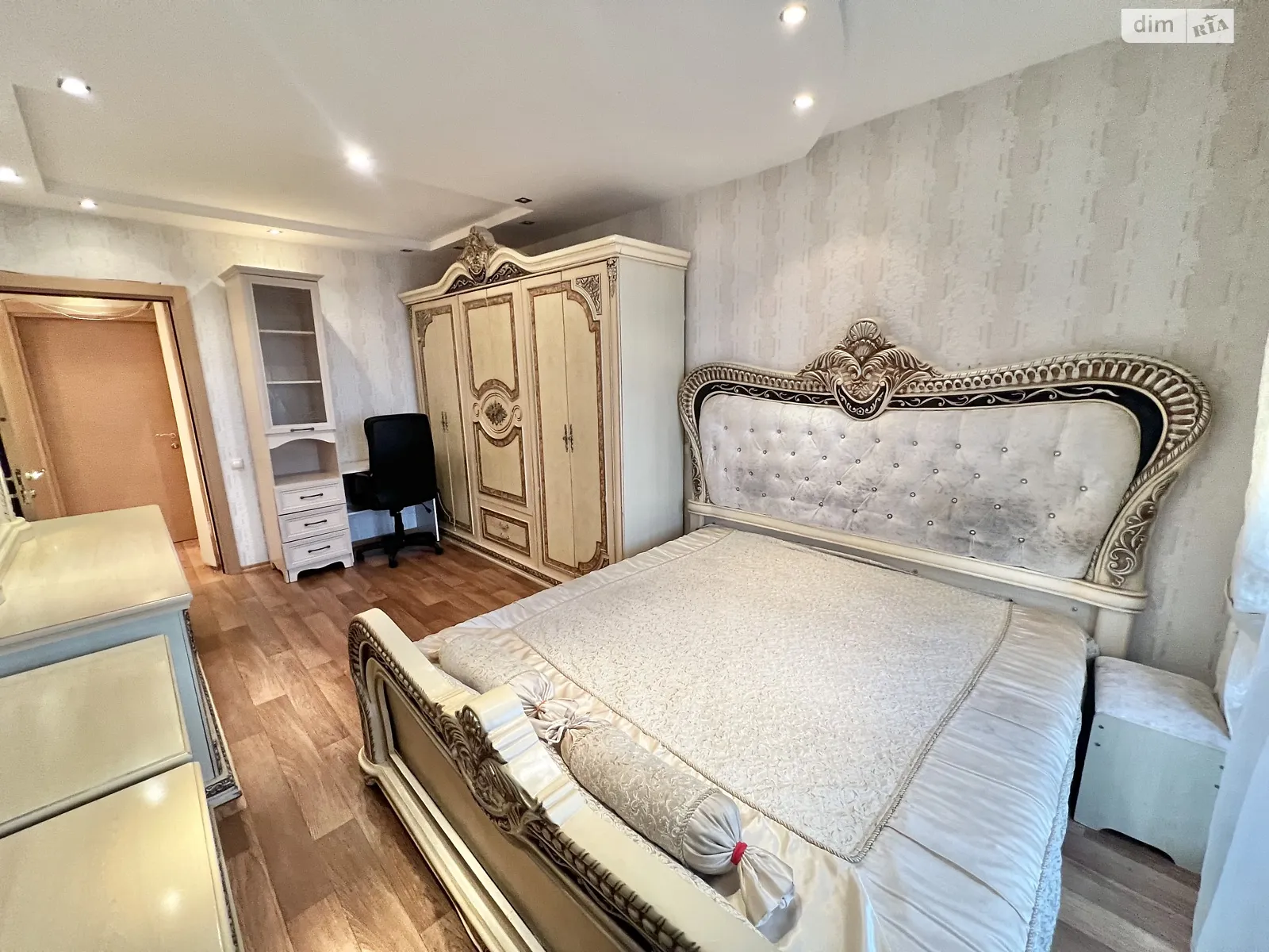 Сдается в аренду 2-комнатная квартира 45 кв. м в Харькове, ул. Нескореных(Героев Труда), 4 - фото 1