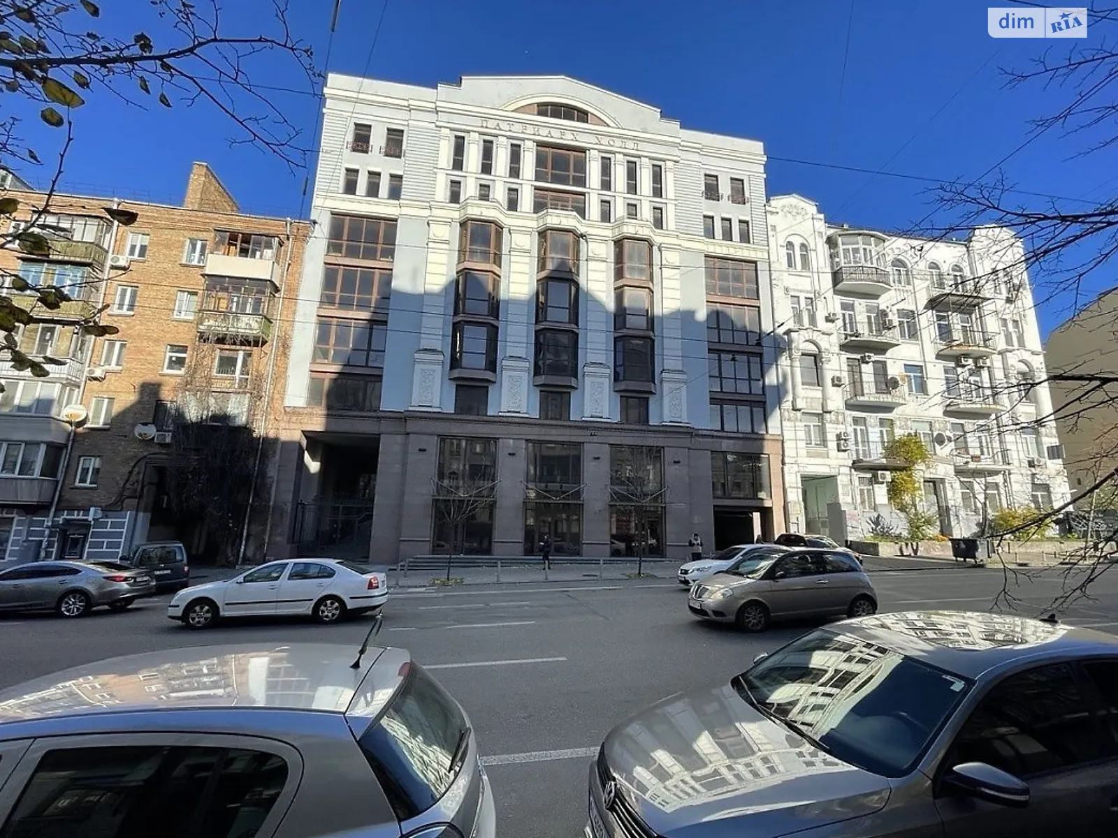 Продается офис 746 кв. м в бизнес-центре, цена: 2014200 $ - фото 1