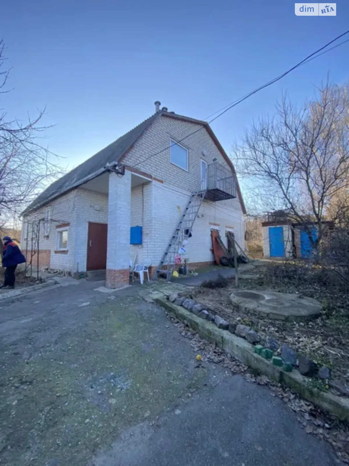 Продается дом на 2 этажа 110 кв. м с беседкой, цена: 50000 $ - фото 1