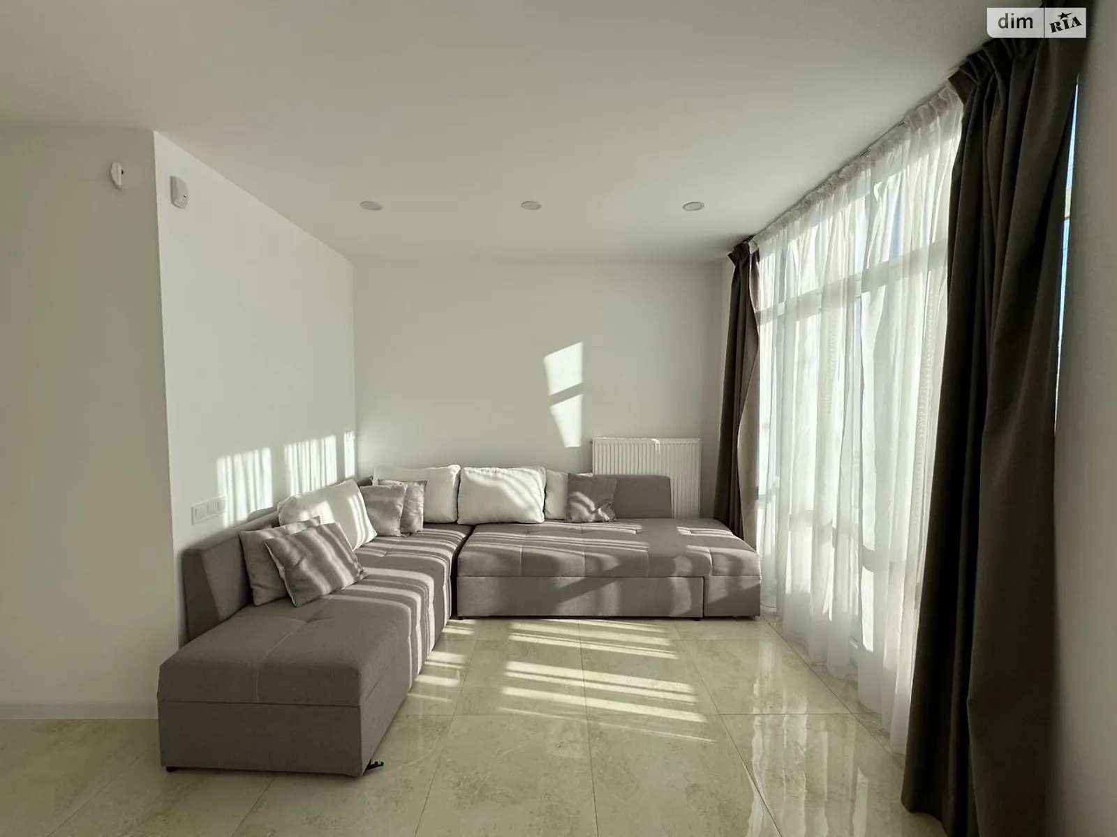 Сдается в аренду 1-комнатная квартира 70 кв. м в Львове, ул. Пимоненко Николая, 7Е - фото 1