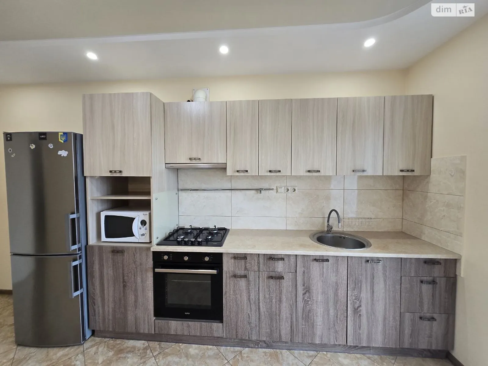 1-комнатная квартира 52.1 кв. м в Луцке, ул. Ровенская - фото 1