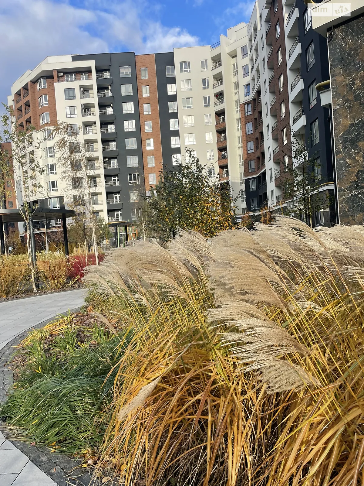 Продается 2-комнатная квартира 59.4 кв. м в Ирпене, ул. Ольги Кобылянской(Достоевского), 1В/8 - фото 1