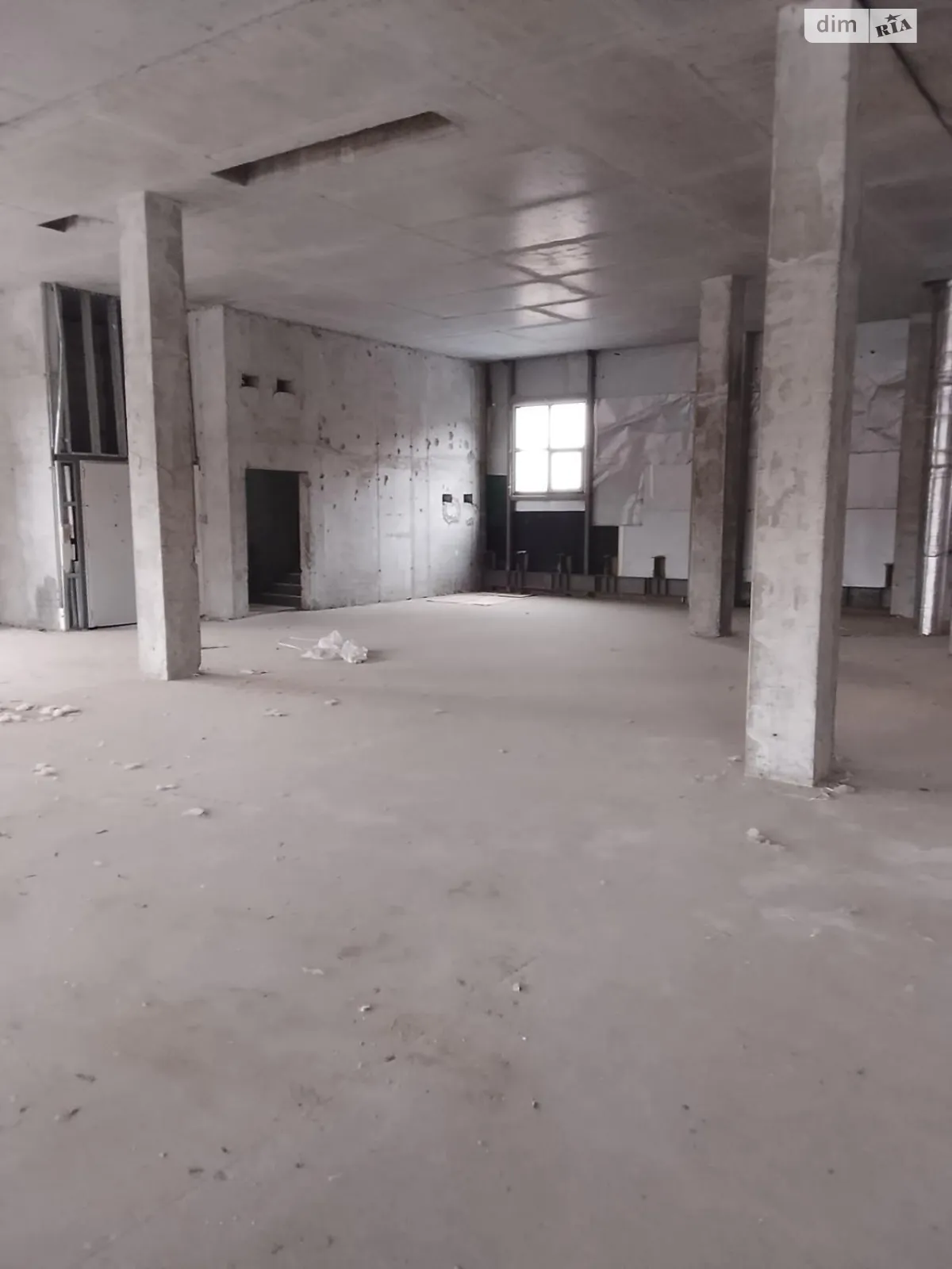 Здається в оренду приміщення вільного призначення 700 кв. м в 2-поверховій будівлі, цена: 4200 $ - фото 1