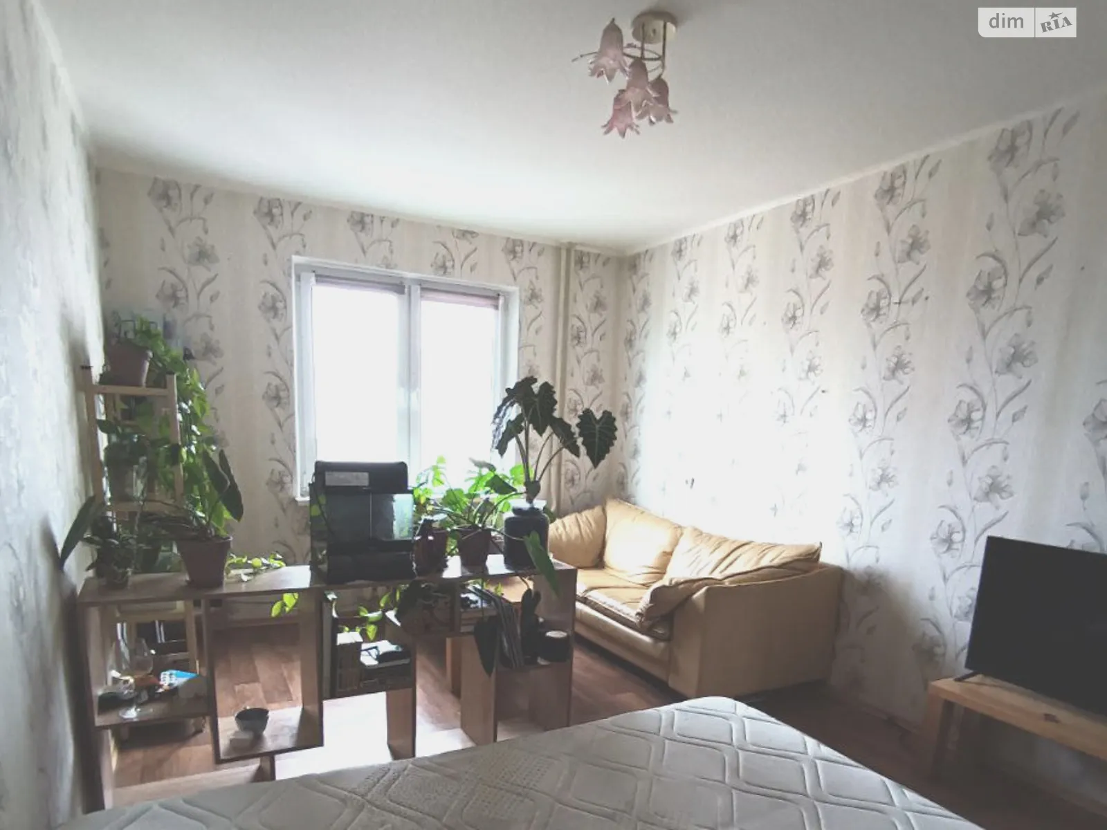 Продается 3-комнатная квартира 98.1 кв. м в Киеве, вул. Урловская, 38А - фото 1