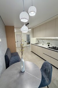 Продажа квартиры, Тернополь, Пирогова улица, дом 46