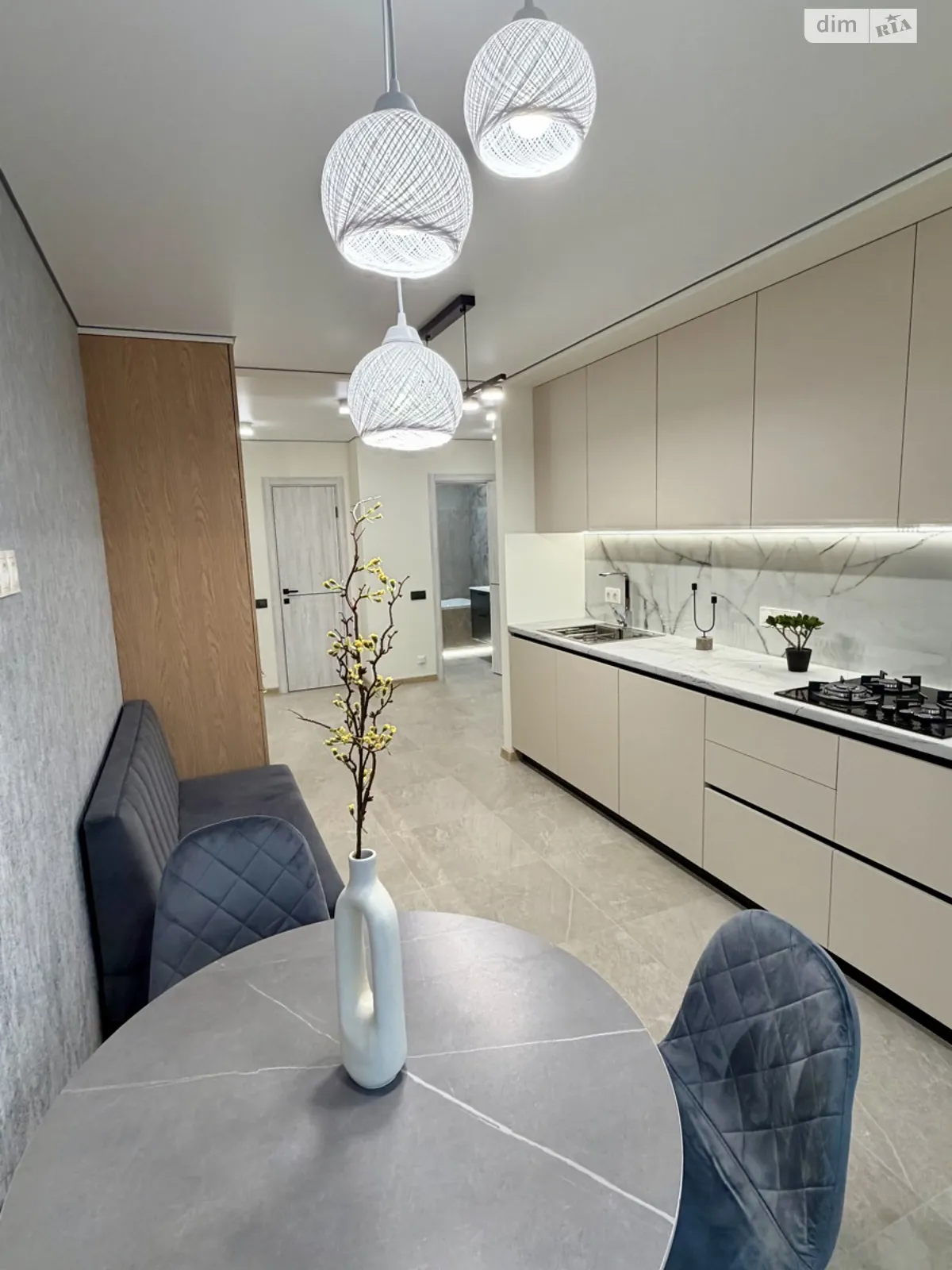 3-кімнатна квартира 90 кв. м у Тернополі, вул. Пирогова, 46 - фото 1