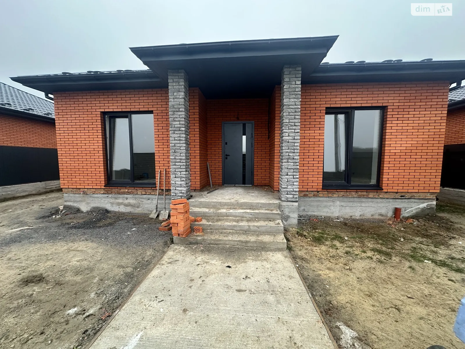 Продается одноэтажный дом 92 кв. м с балконом, цена: 85000 $ - фото 1