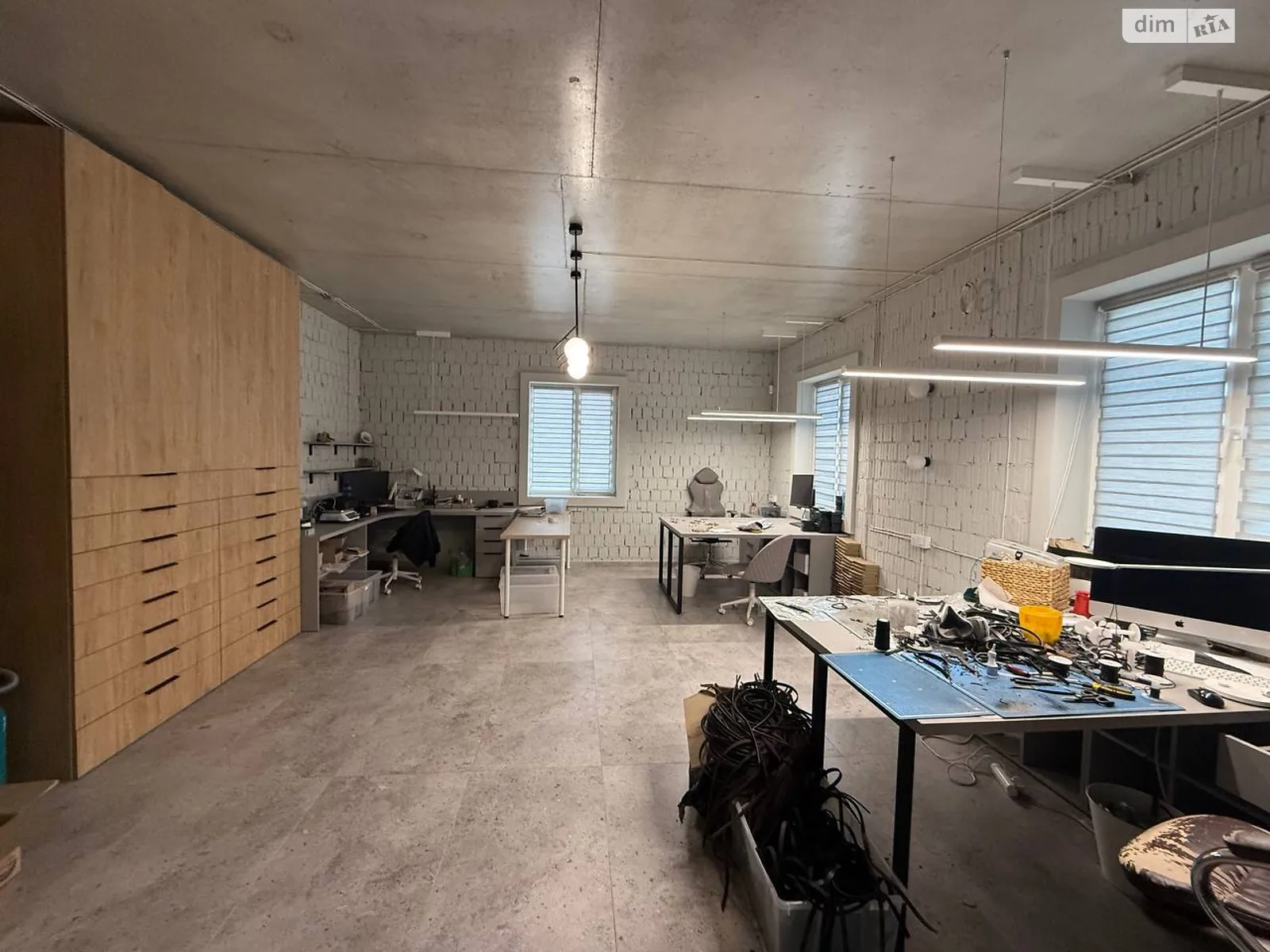 Продается офис 50.3 кв. м в бизнес-центре, цена: 44000 $ - фото 1