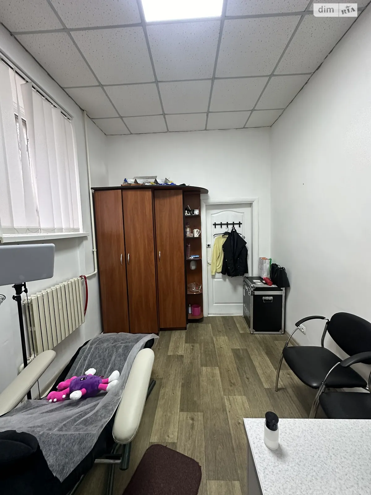 Сдается в аренду помещения свободного назначения 32 кв. м в 5-этажном здании, цена: 14900 грн - фото 1