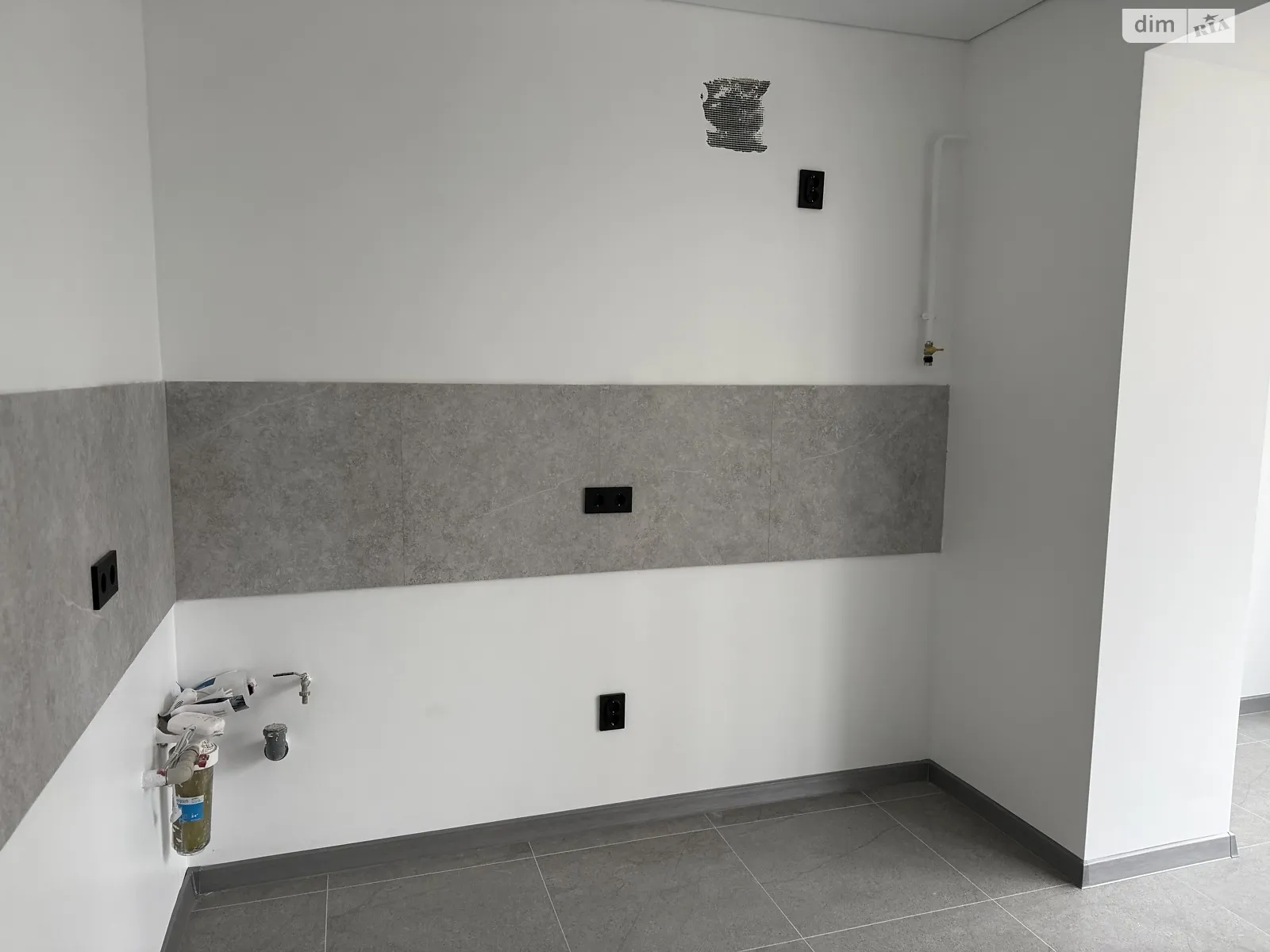 ул. Соборная, 285Е Авторынок Ровно ЖК Шоколад - фото 1