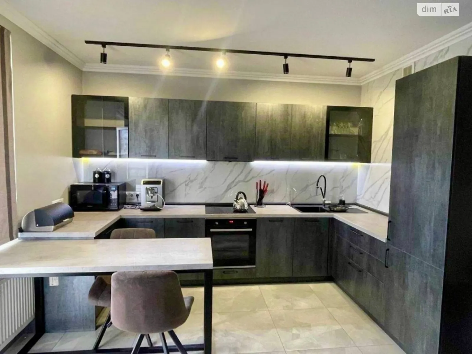 Продается 2-комнатная квартира 63 кв. м в Житомире, просп. Независимости(Ватутина), 29 - фото 1