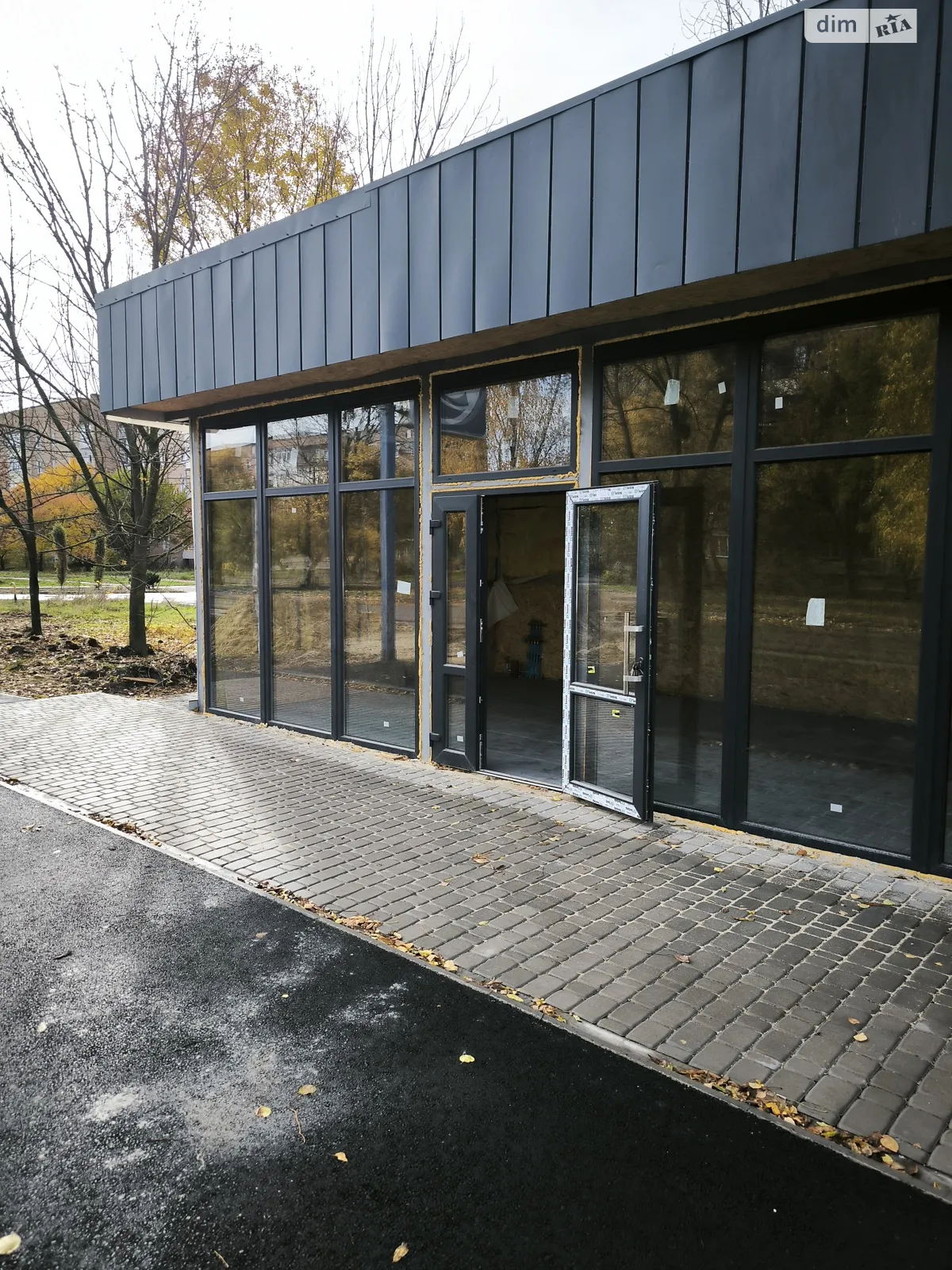 Сдается в аренду помещения свободного назначения 30 кв. м в 1-этажном здании, цена: 20000 грн - фото 1