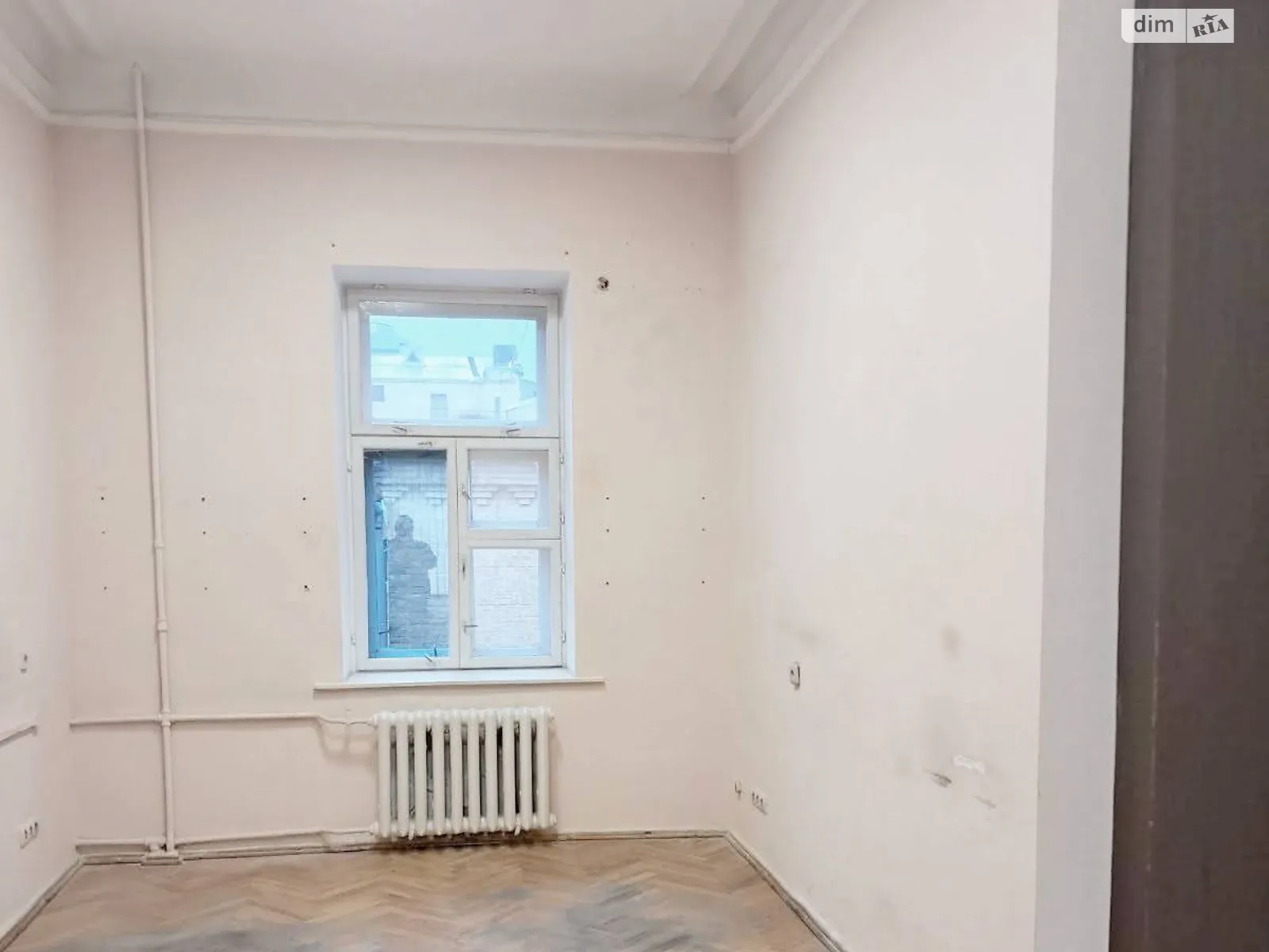 Сдается в аренду офис 18.7 кв. м в бизнес-центре, цена: 6640 грн - фото 1