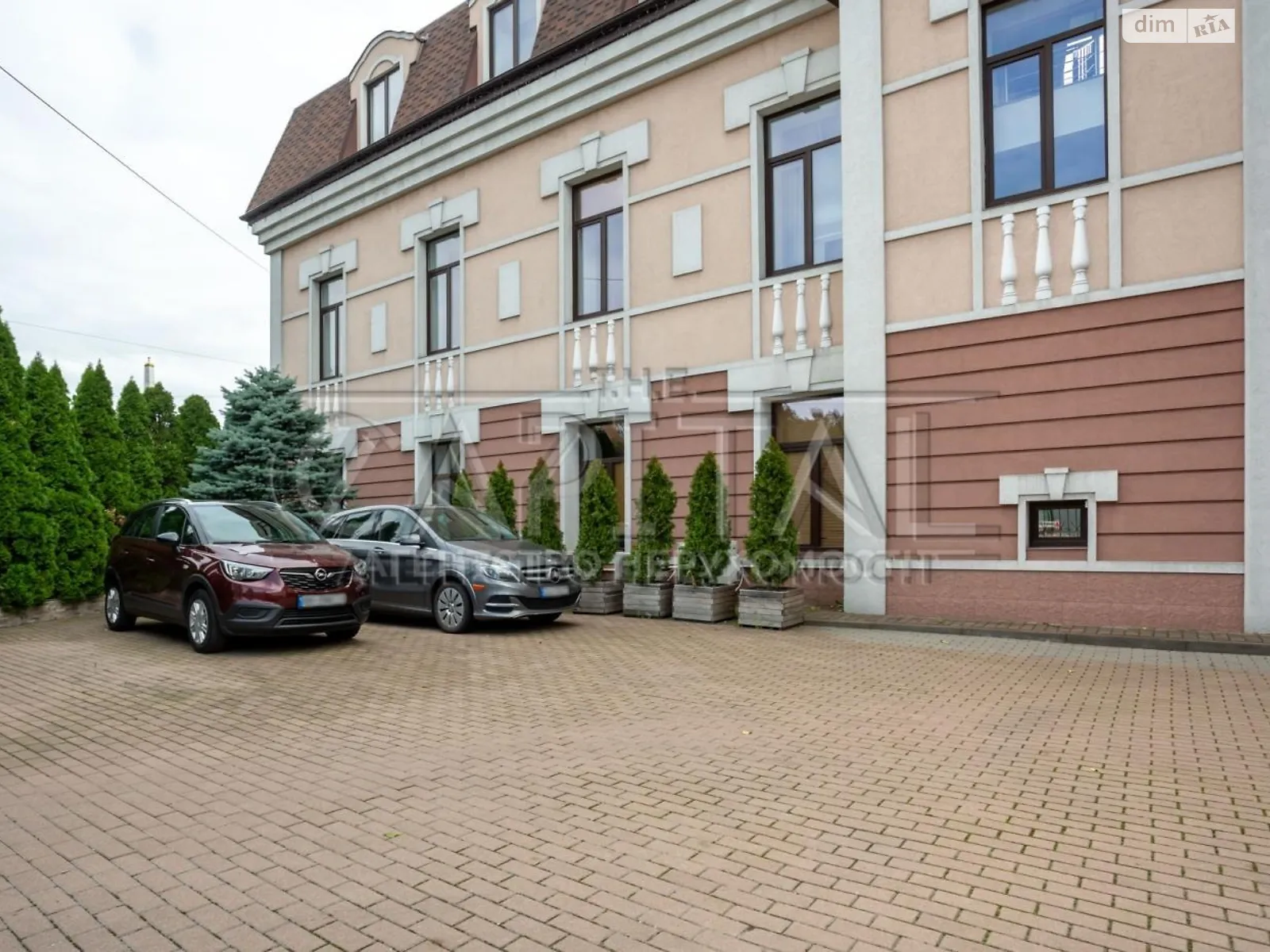 Продается офис 400 кв. м в бизнес-центре, цена: 1000000 $ - фото 1