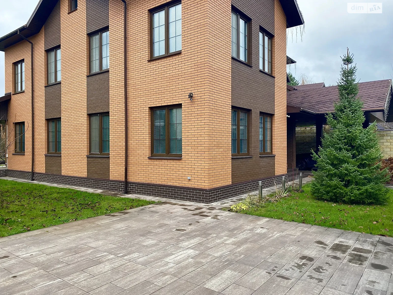 Продается дом на 2 этажа 299.6 кв. м с террасой, цена: 800000 $ - фото 1