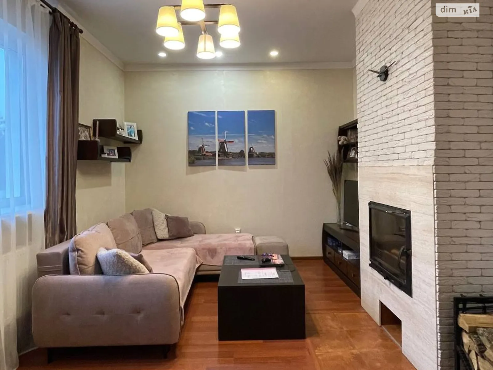 Продается дом на 2 этажа 88.1 кв. м с участком, цена: 157000 $ - фото 1