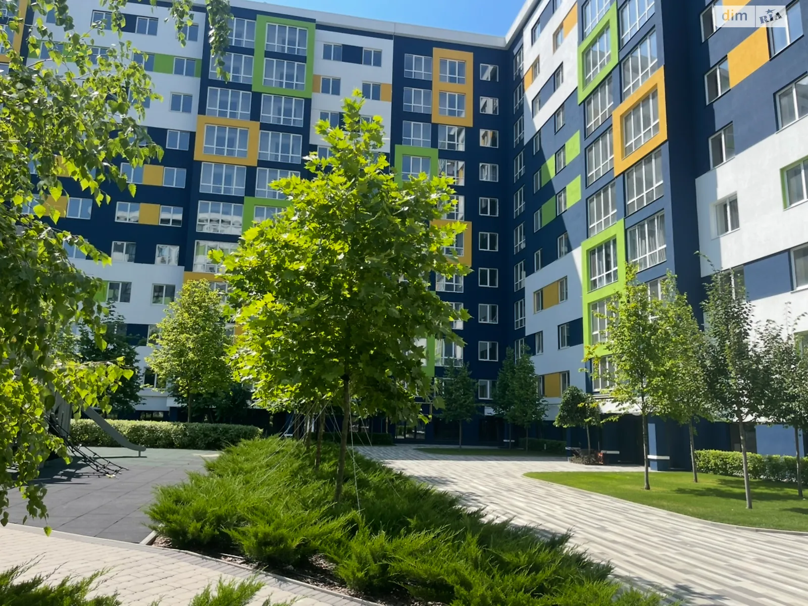 Продається 1-кімнатна квартира 39 кв. м у Бучі, вул. Вишнева, 35 - фото 1