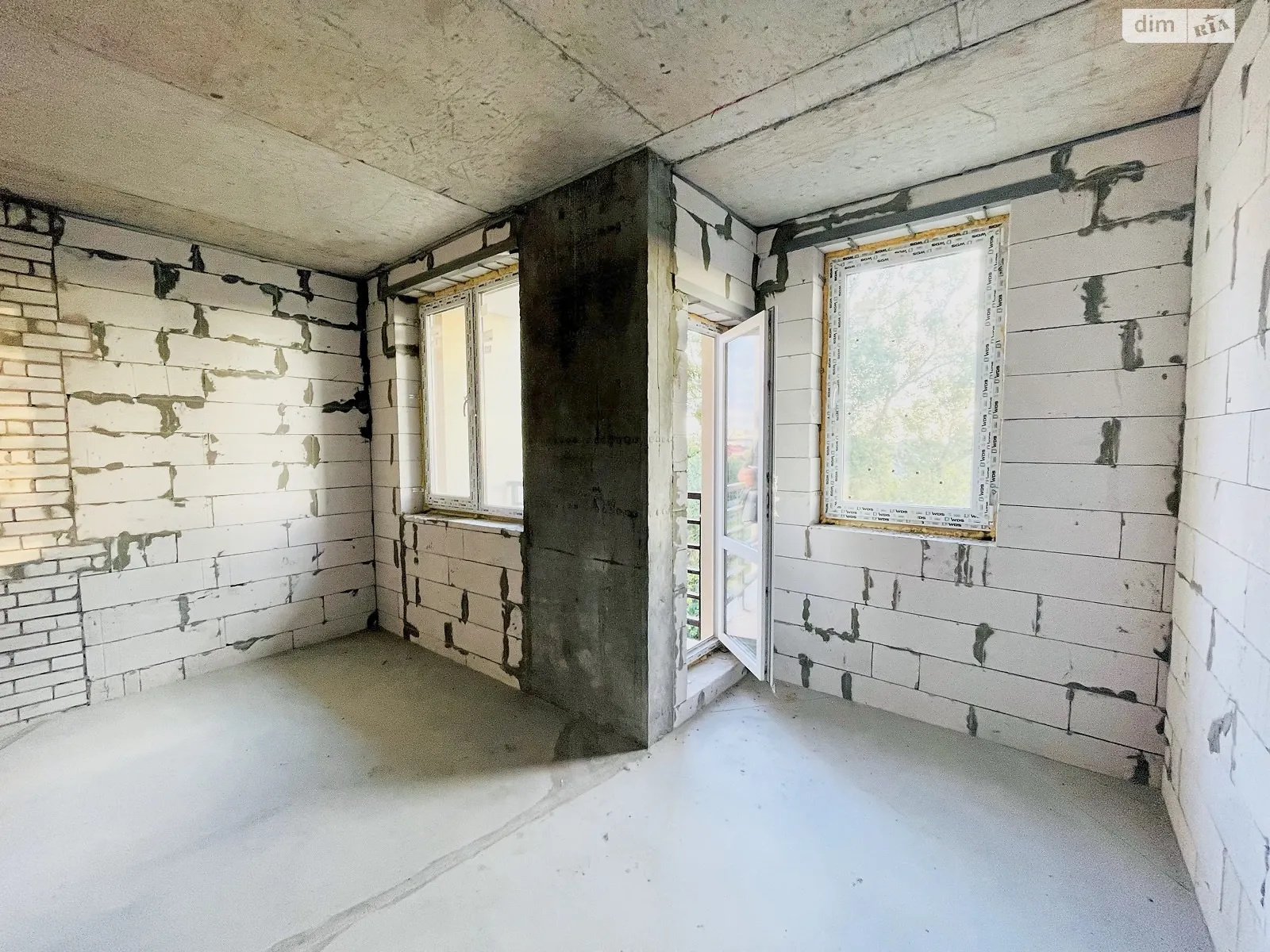 Продается 1-комнатная квартира 23.2 кв. м в Киеве, ул. Михаила Дерегуса, 42 - фото 1