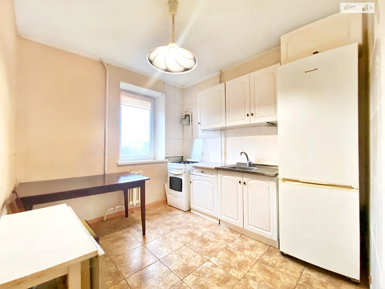 Продается 1-комнатная квартира 36 кв. м в Днепре, ул. Квартальная(Гладкова) - фото 1