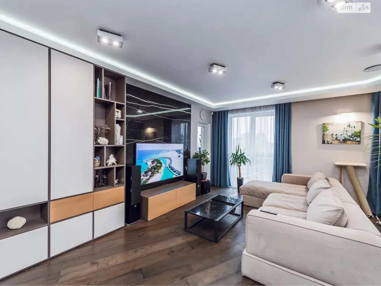 Продается 3-комнатная квартира 91 кв. м в Киеве, ул. Митрополита Василия Липковского(Урицкого), 16В - фото 1