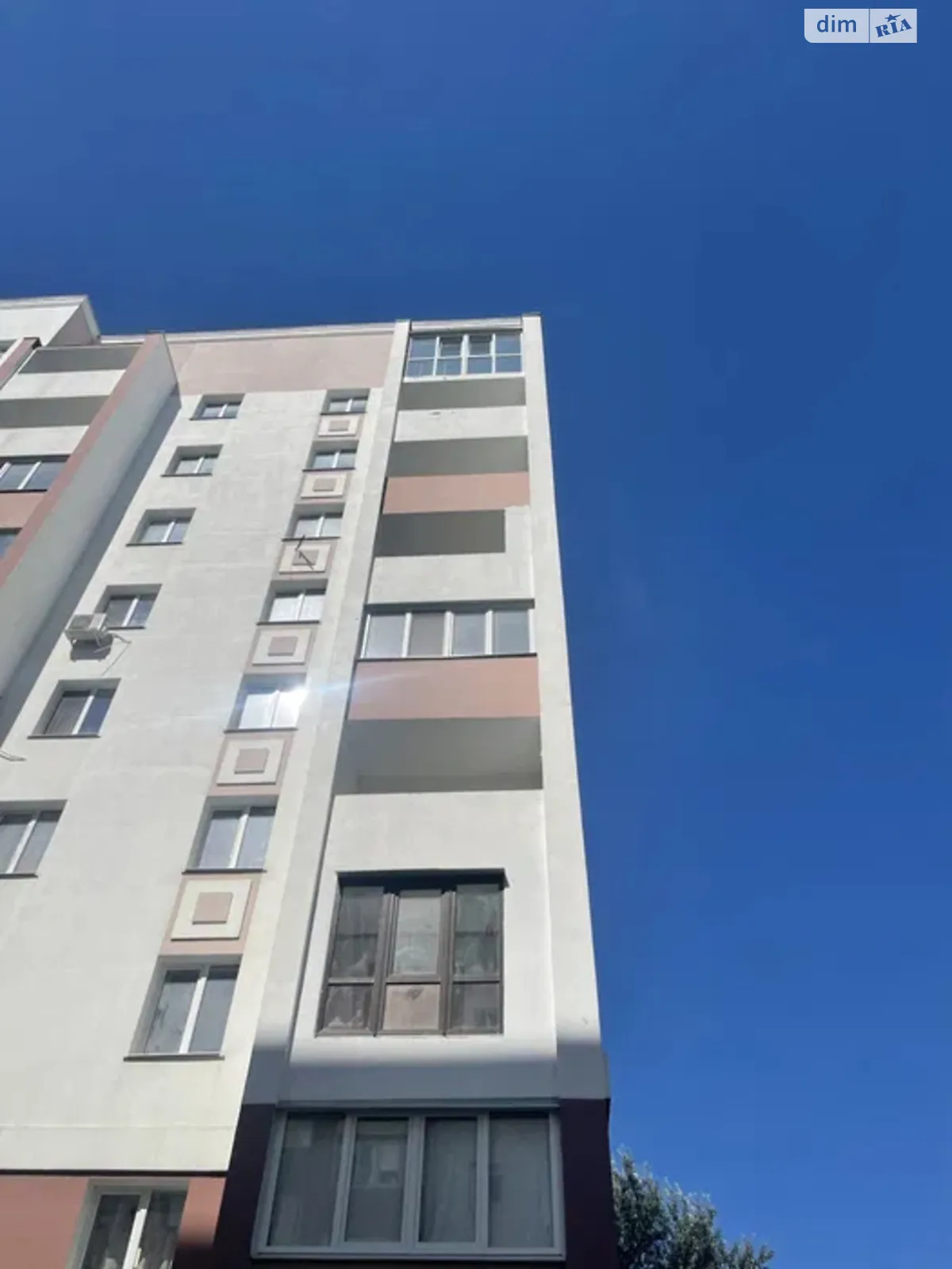 Продается 1-комнатная квартира 44 кв. м в Харькове, ул. Академика Барабашова, 12 - фото 1