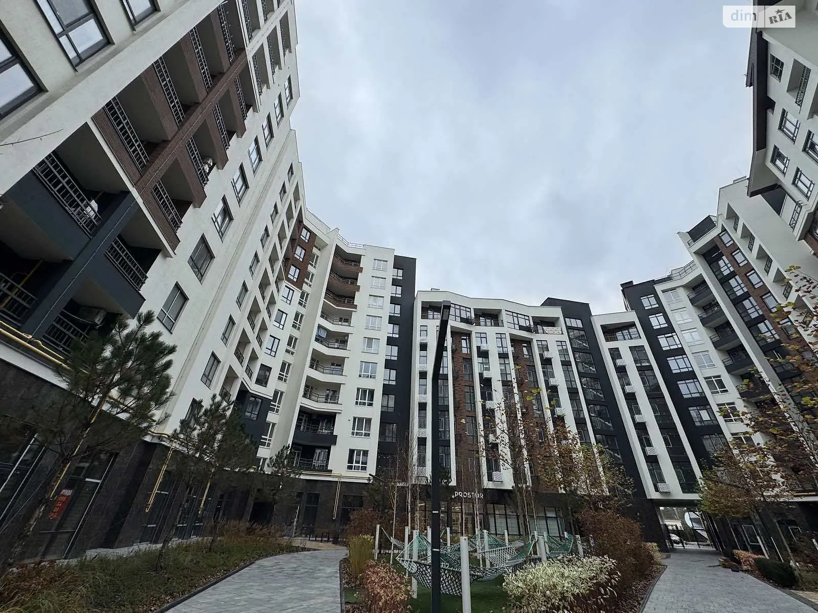 Продається 2-кімнатна квартира 58 кв. м у Ірпені, вул. Ольги Кобилянської(Достоєвського), 1В/37 - фото 1