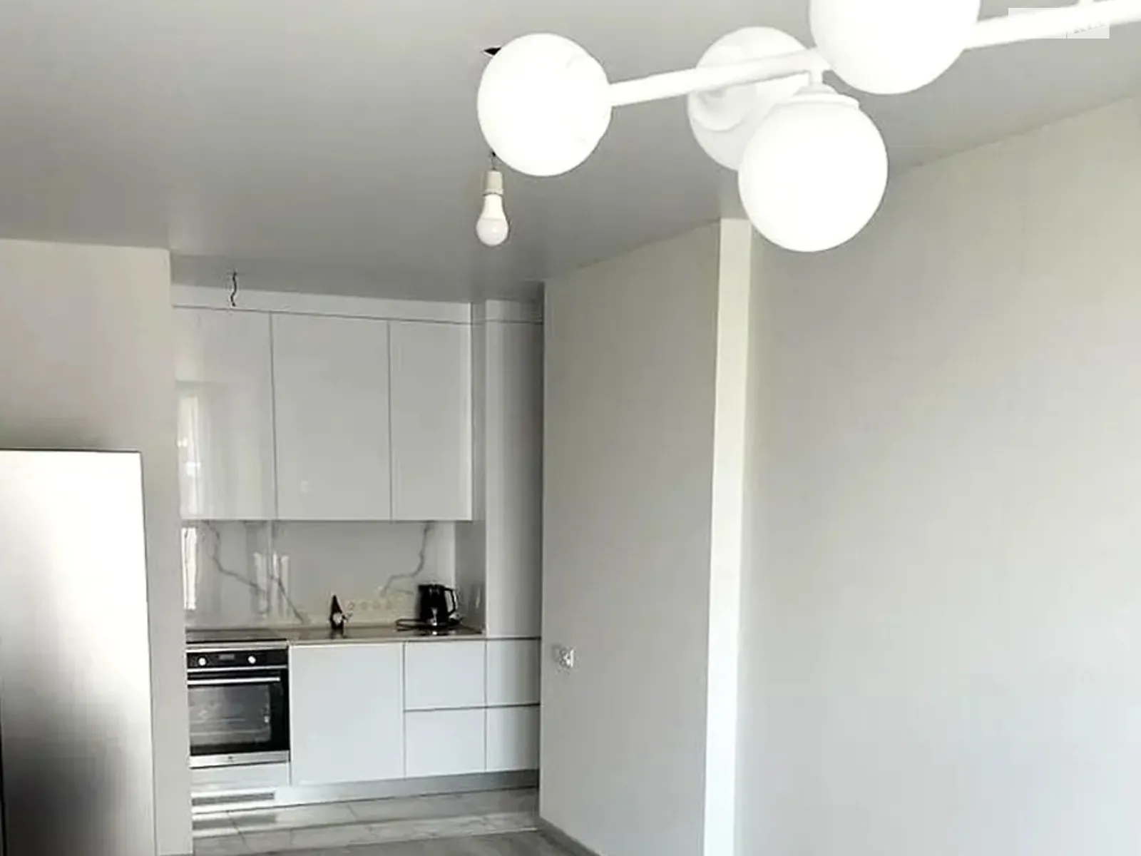 Продается 3-комнатная квартира 75.2 кв. м в Киеве, ул. Татарская, 13 корпус 6 - фото 1