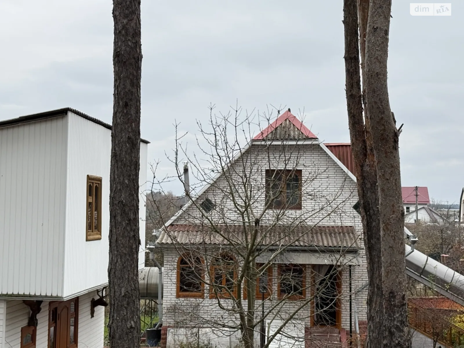 Продается дом на 2 этажа 157 кв. м с подвалом, цена: 145000 $ - фото 1