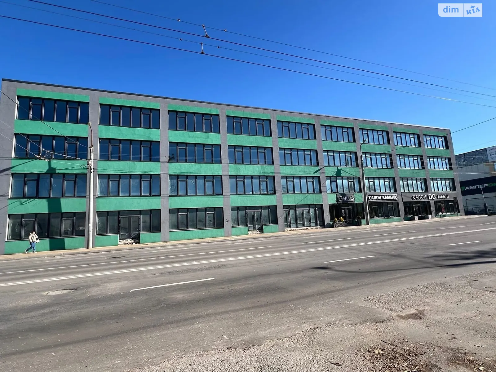 Продается помещения свободного назначения 2313 кв. м в 4-этажном здании, цена: 1000000 $ - фото 1