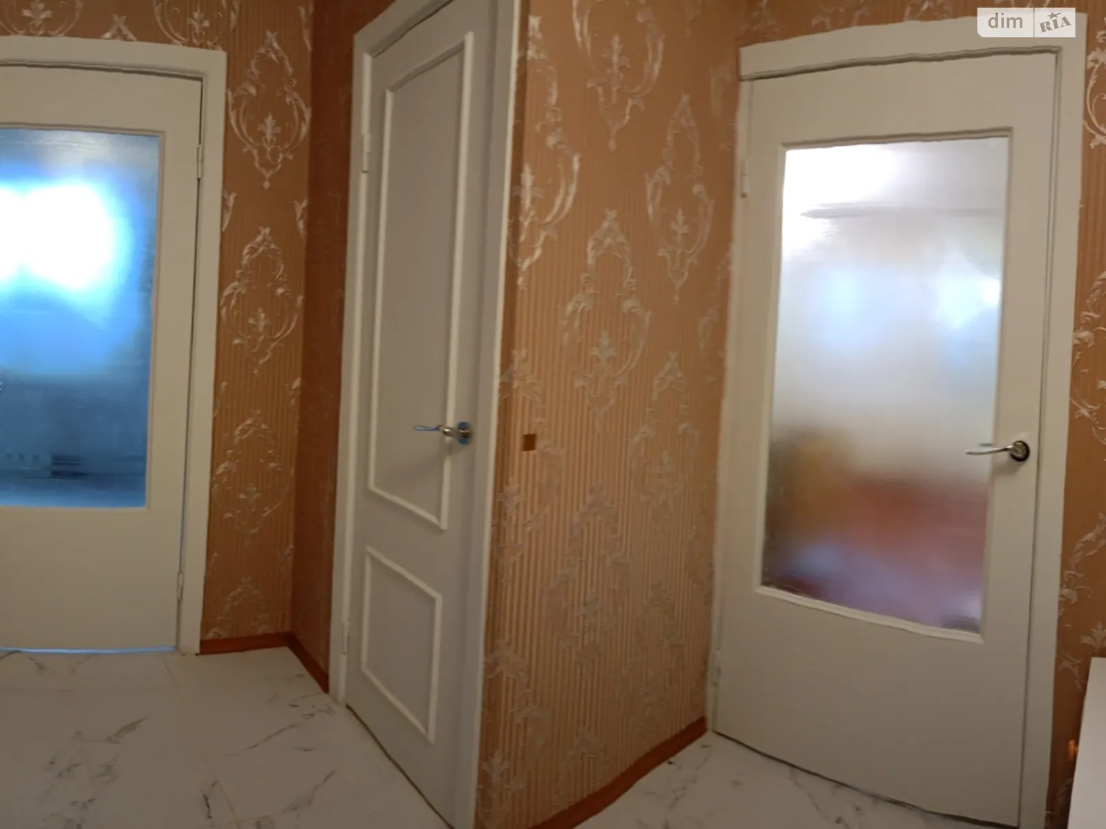 Сдается в аренду 1-комнатная квартира 43.6 кв. м в, цена: 9800 грн - фото 1