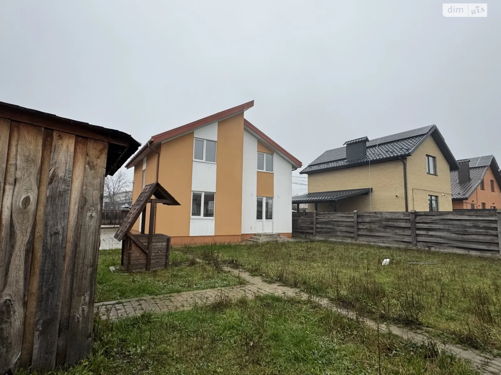 Продается дом на 2 этажа 120 кв. м с бассейном, цена: 84999 $ - фото 1