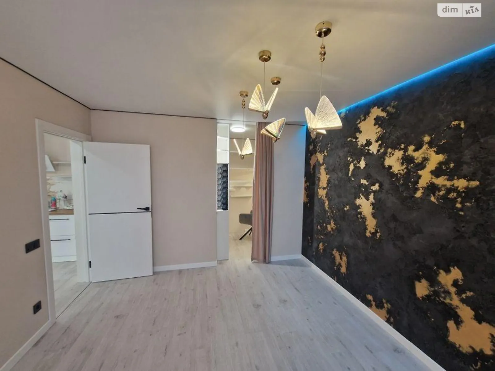 Продается 3-комнатная квартира 75 кв. м в Киеве, ул. Сергeя Данченко, 1 - фото 1