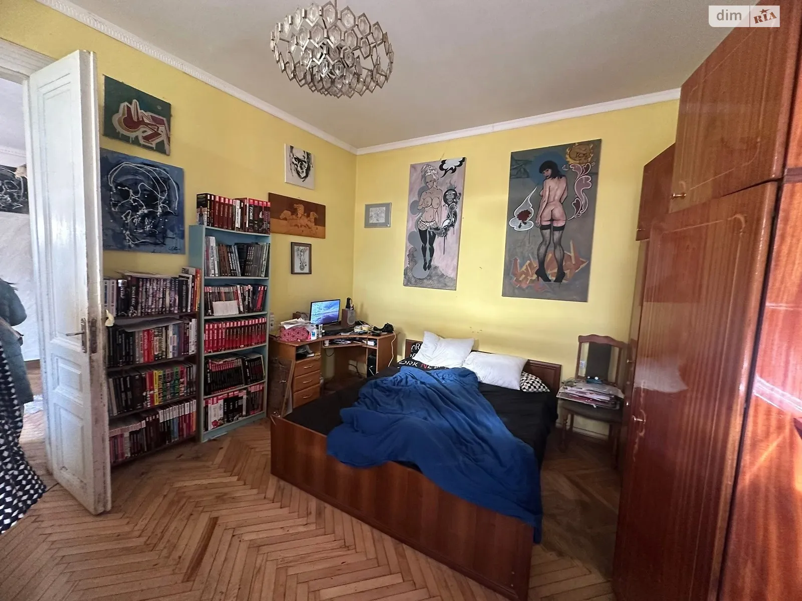 Продается 2-комнатная квартира 72.1 кв. м в Ужгороде, ул. Берчени - фото 1