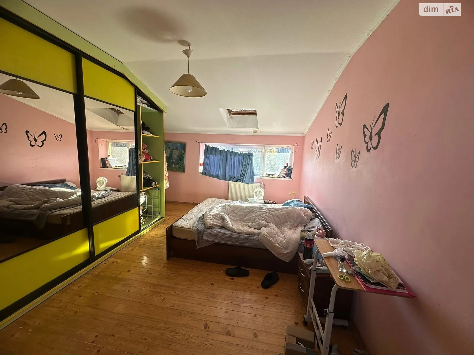 Продается 3-комнатная квартира 105 кв. м в Ужгороде, ул. Берчени - фото 1