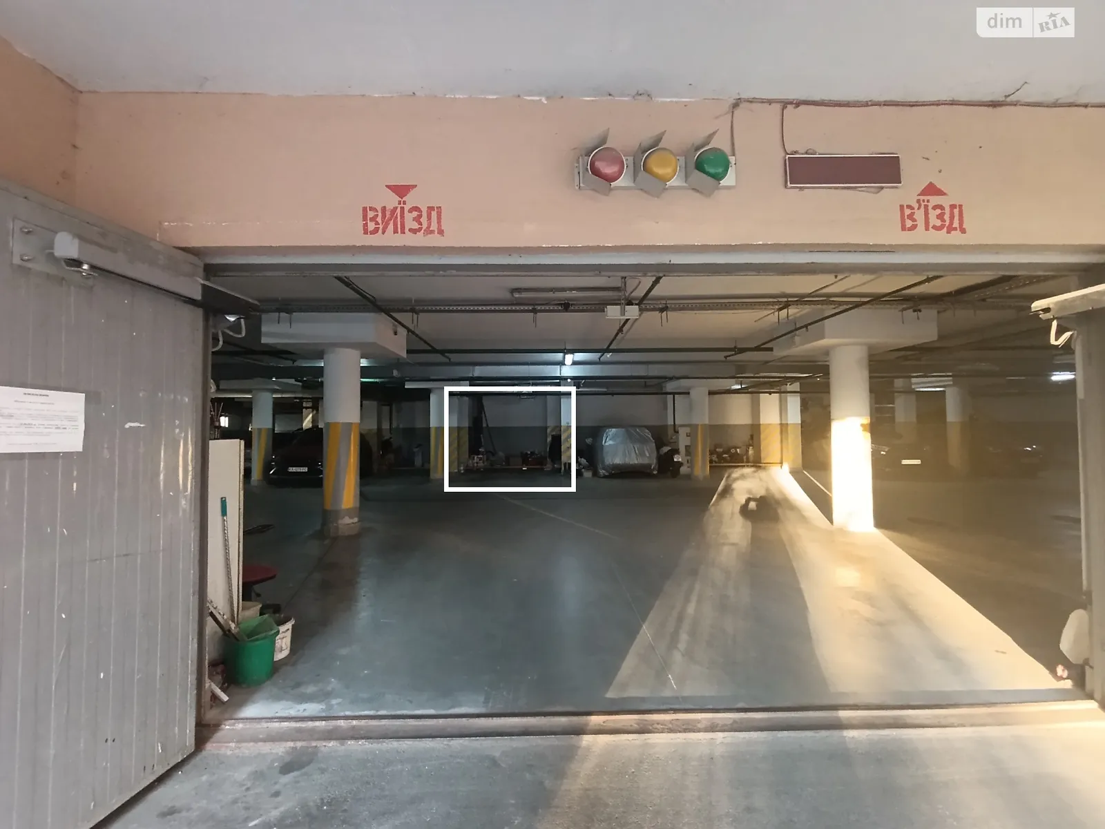 Продается подземный паркинг универсальный на 20.3 кв. м, цена: 21000 $ - фото 1