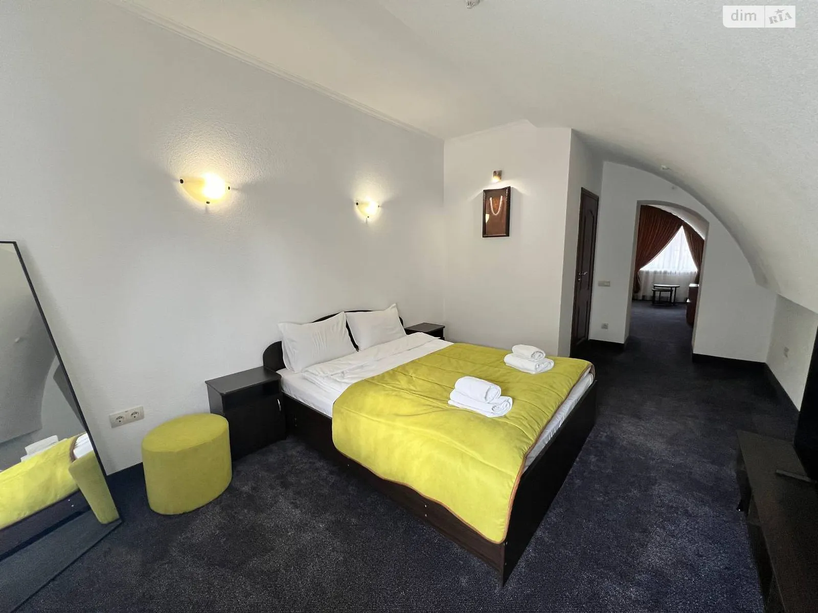 Продается объект сферы услуг 45.6 кв. м в 4-этажном здании, цена: 136800 $ - фото 1