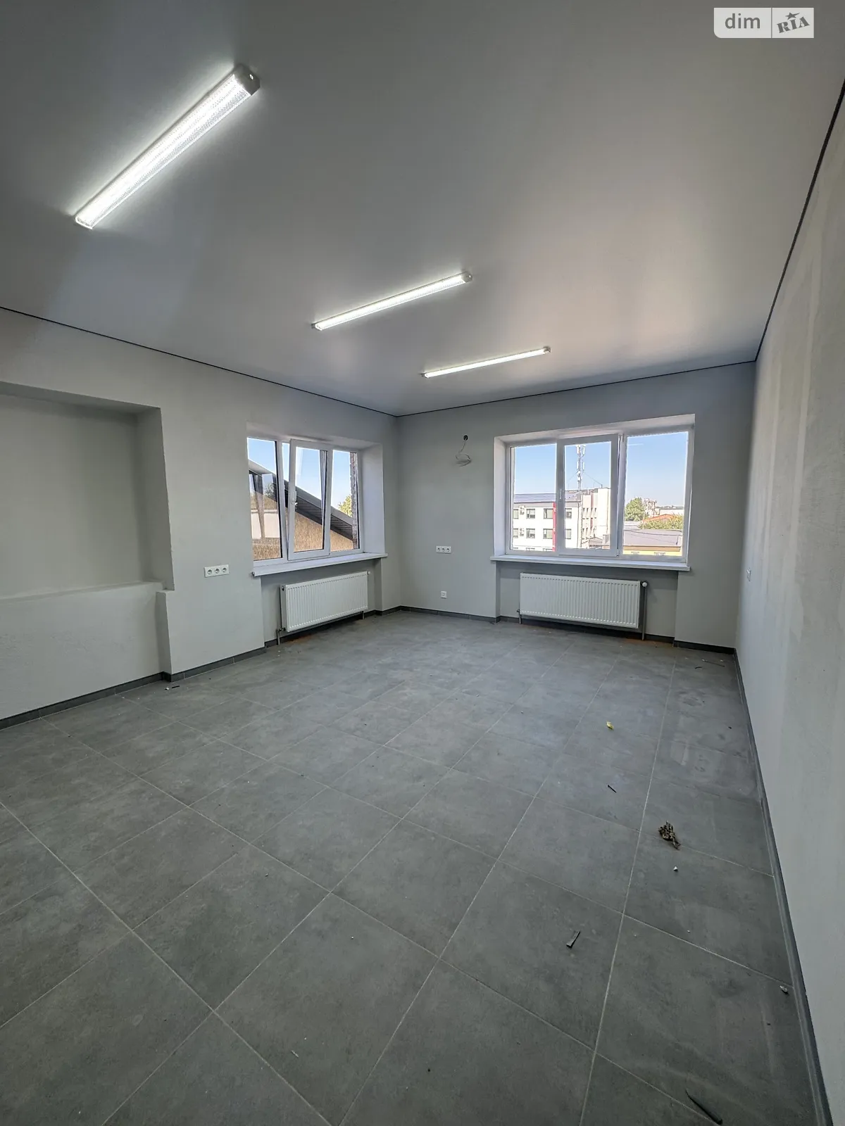 Сдается в аренду офис 120 кв. м в бизнес-центре, цена: 24000 грн - фото 1