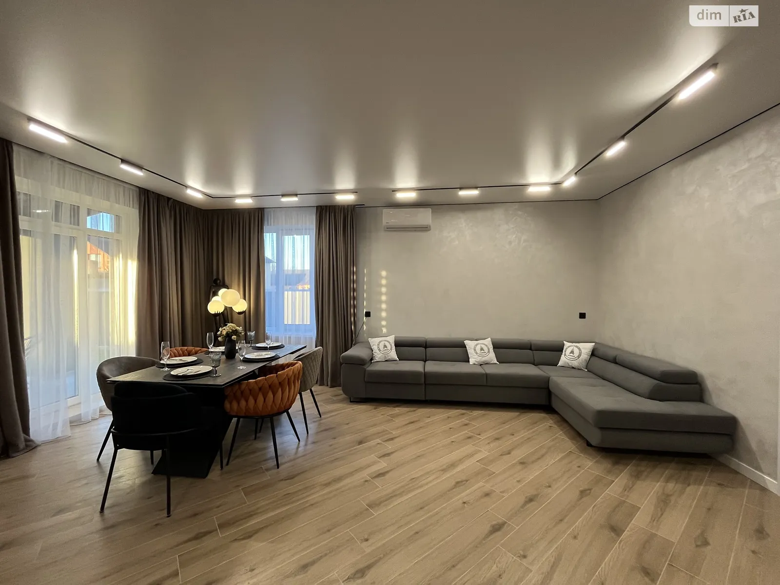 Продается дом на 2 этажа 140 кв. м с беседкой, цена: 237000 $ - фото 1