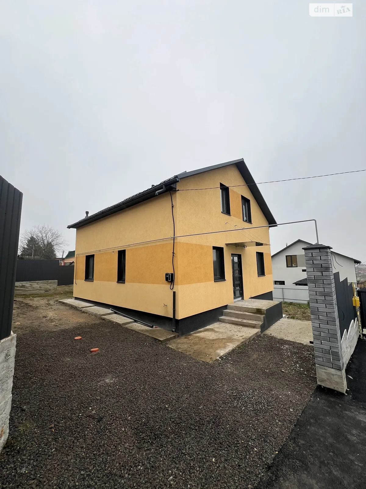 Продается дом на 2 этажа 120 кв. м с верандой, цена: 86000 $ - фото 1