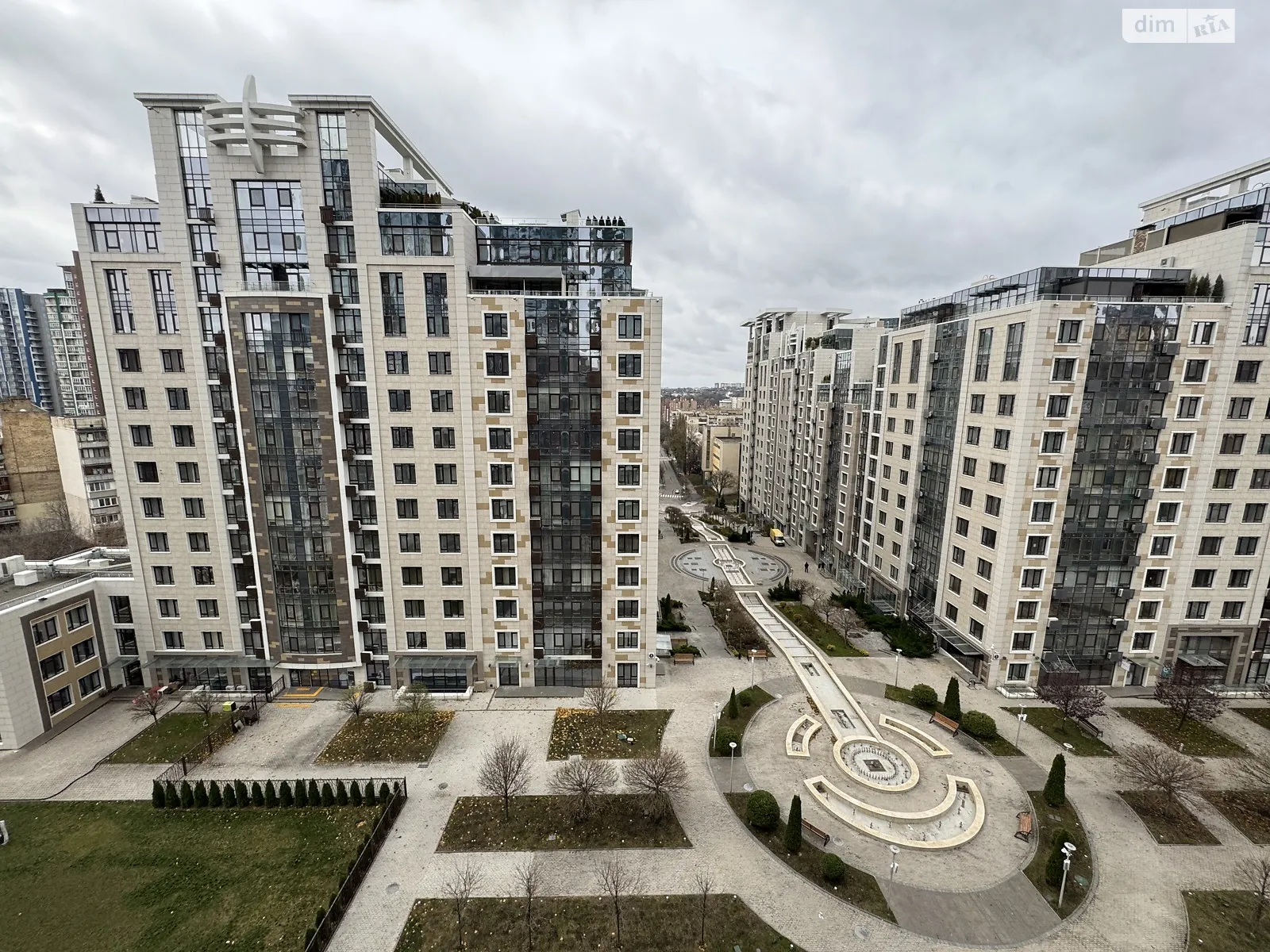 Продається 2-кімнатна квартира 65 кв. м у Києві, вул. Саперне Поле, 5А - фото 1