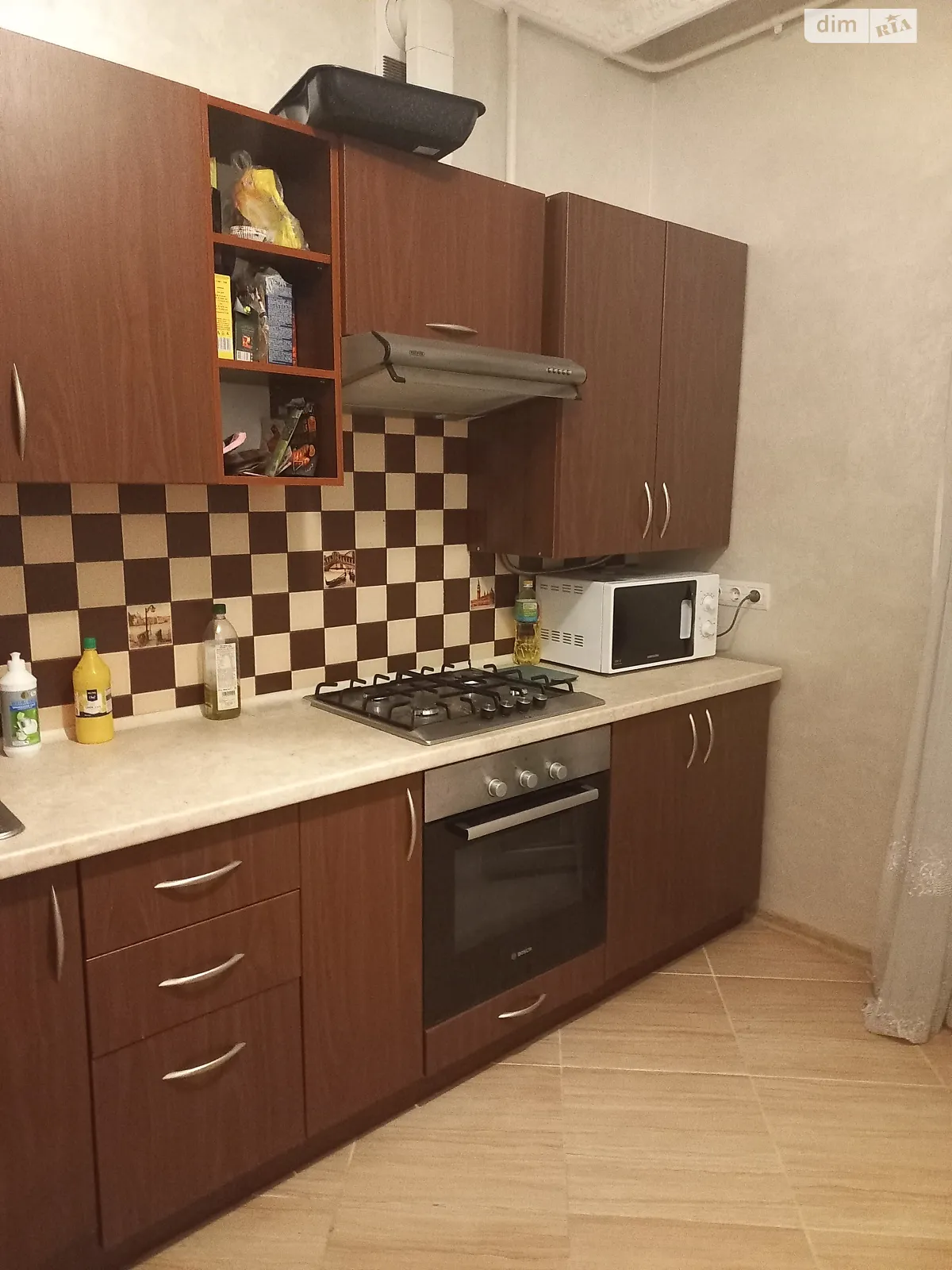 Сдается в аренду 1-комнатная квартира 40 кв. м в Ровно, ул. Кулика и Гудачека(Макарова), 24А - фото 1