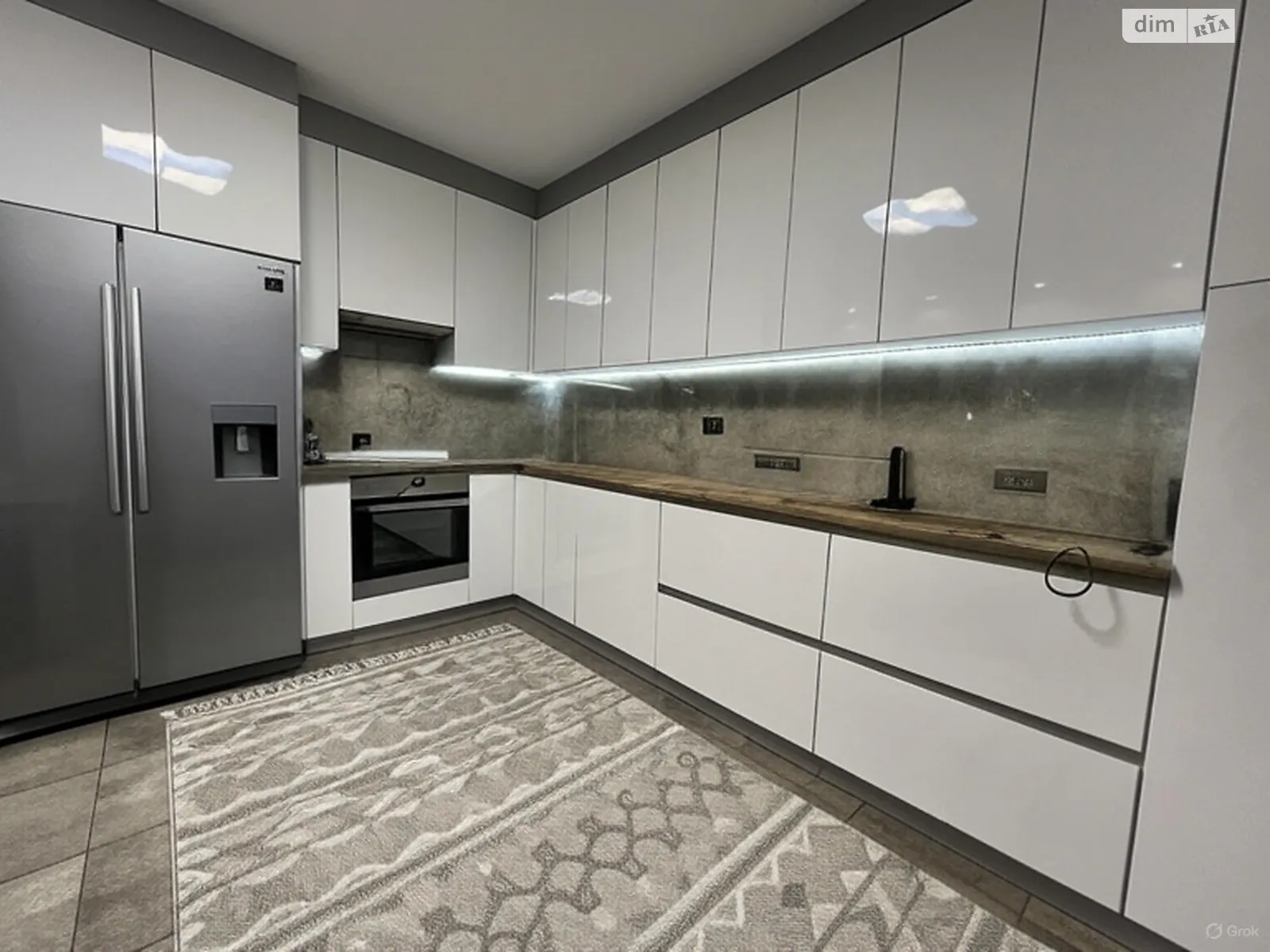 Продается 2-комнатная квартира 57 кв. м в Чагоре, ул. Международная, 51 - фото 1