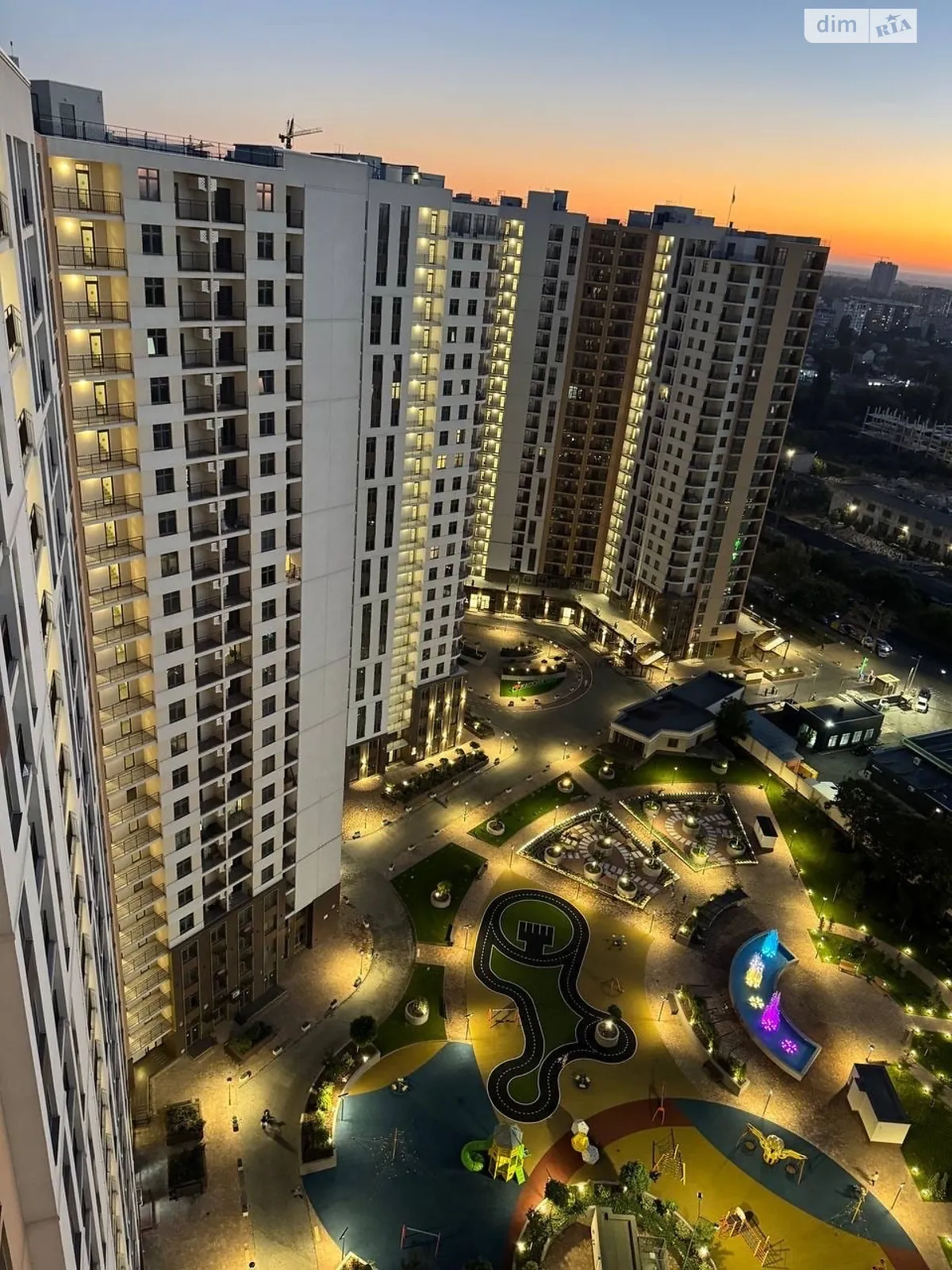 Продается 2-комнатная квартира 69.3 кв. м в Одессе, цена: 110187 $ - фото 1