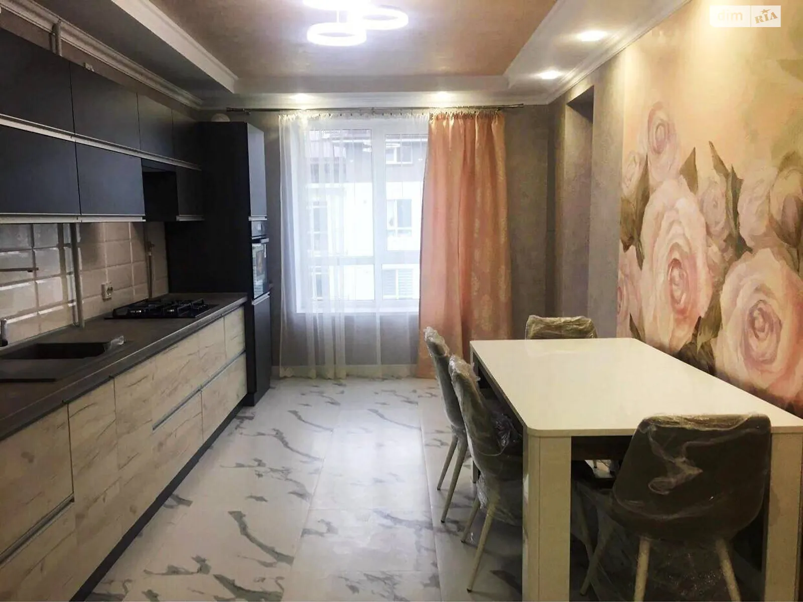 Сдается в аренду 3-комнатная квартира 85 кв. м в Криховцах - фото 1