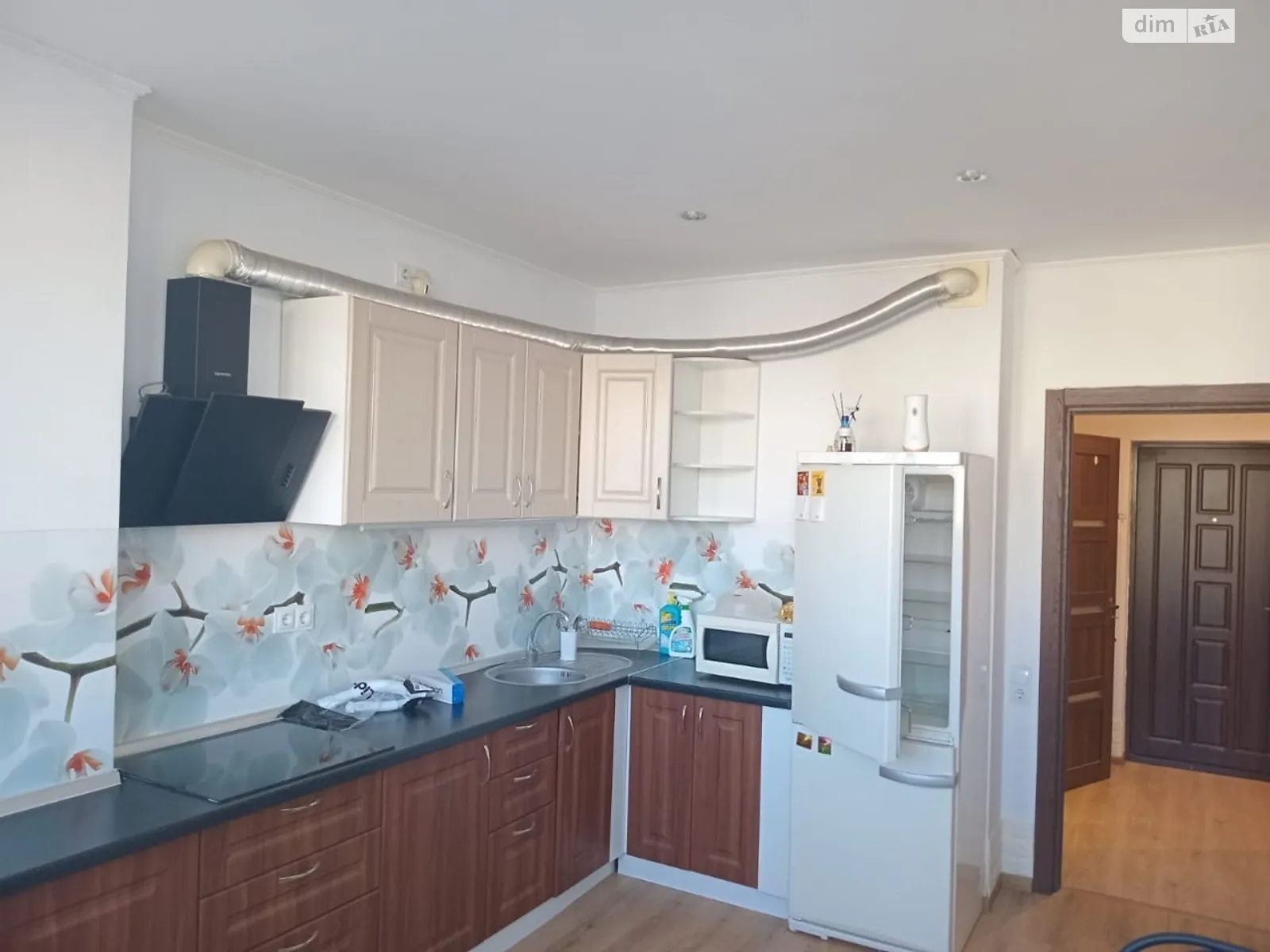 Продается 1-комнатная квартира 36 кв. м в Киеве, ул. Рональда Рейгана(Теодора Драйзера), 40 - фото 1