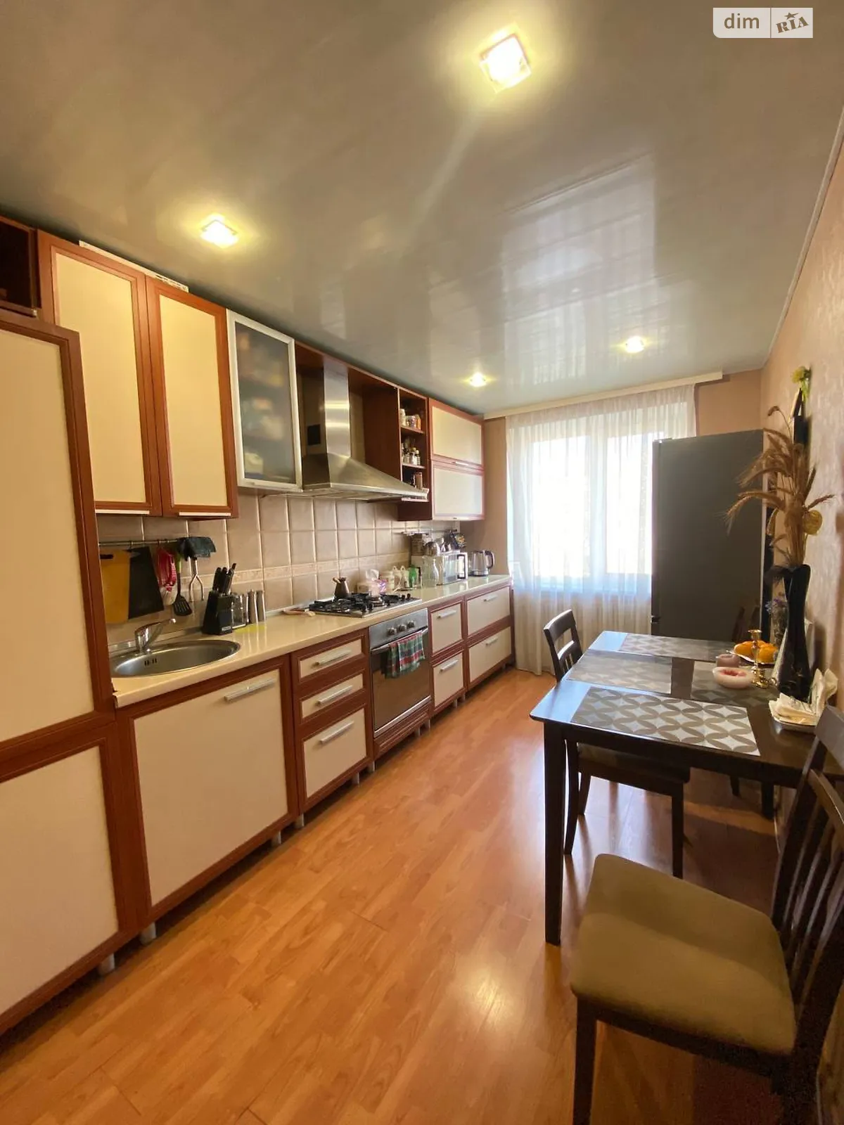 Продается 3-комнатная квартира 64.2 кв. м в Днепре, ул. Юрия Липы(Усенко), 7 - фото 1