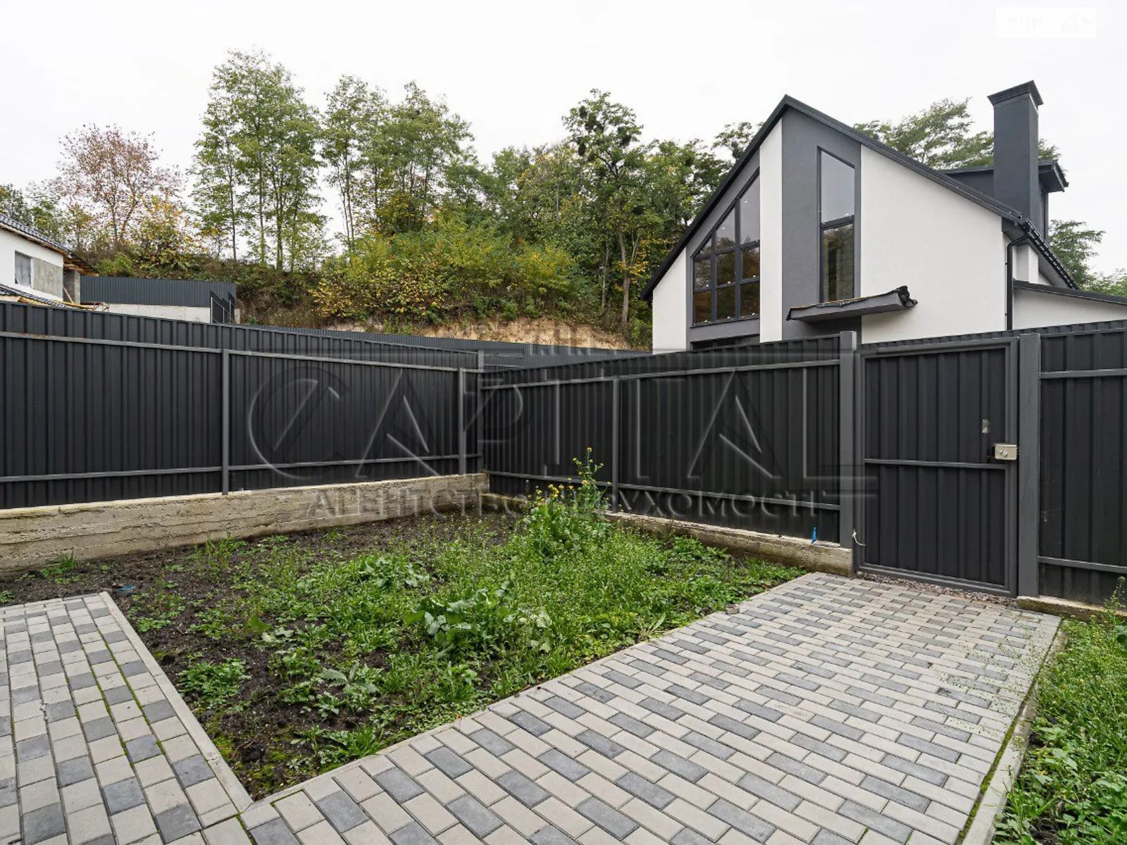 Продается дом на 2 этажа 168 кв. м с камином, цена: 202000 $ - фото 1