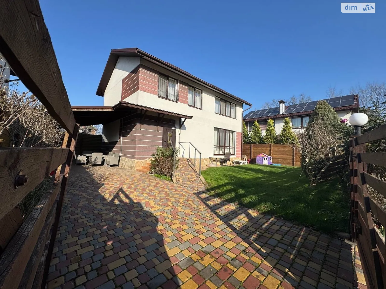 Продається будинок 2 поверховий 211 кв. м з балконом, цена: 160000 $ - фото 1