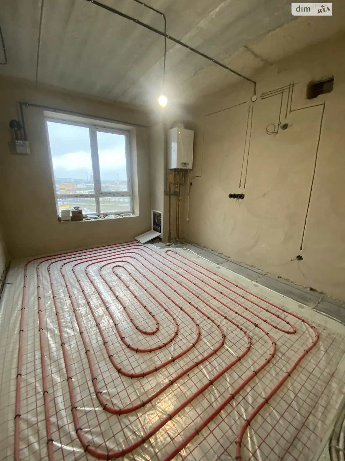 Продается 1-комнатная квартира 48 кв. м в Житомире, ул. Домбровского - фото 1