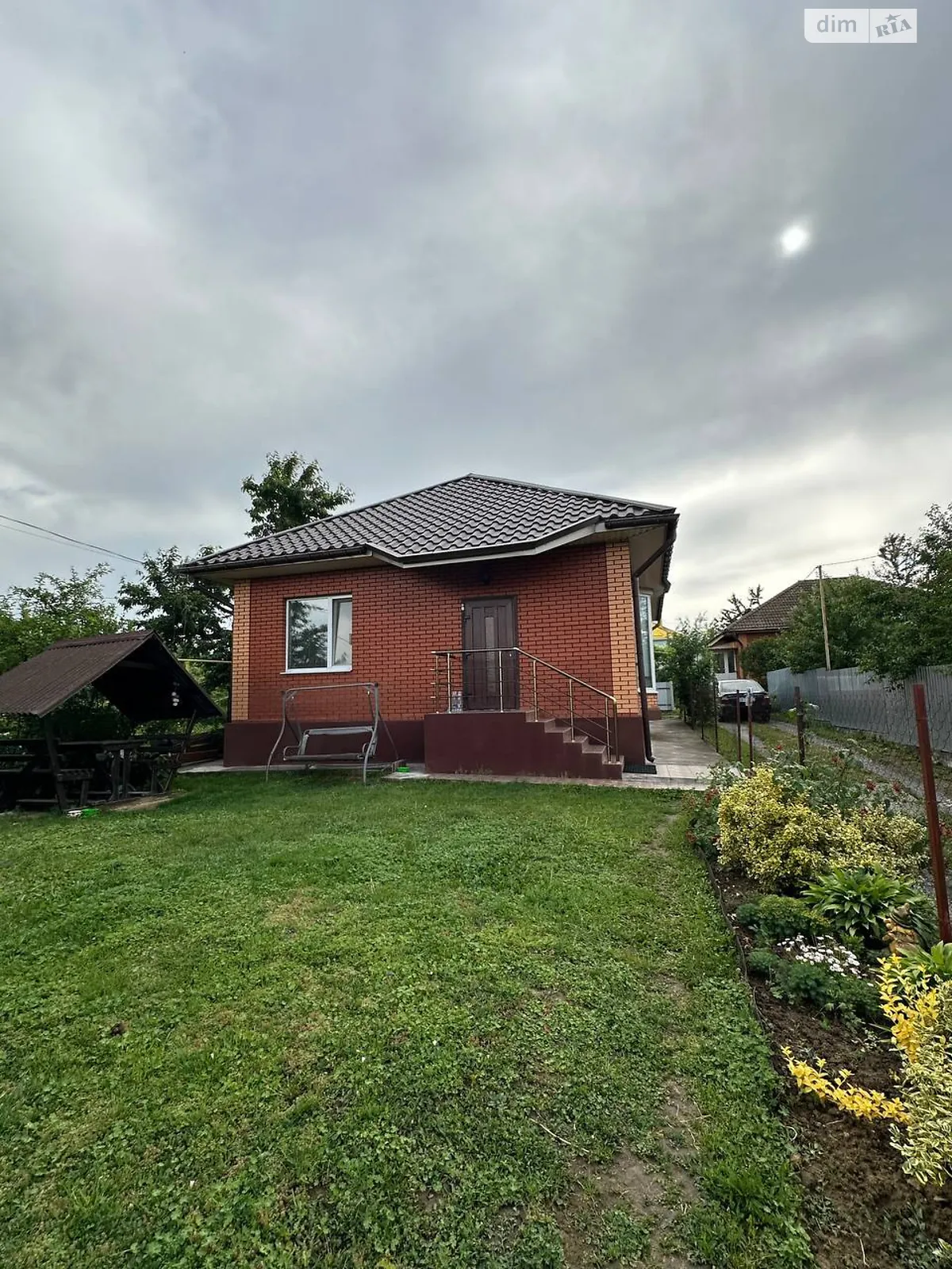 Продається одноповерховий будинок 70 кв. м з бесідкою, цена: 93000 $ - фото 1